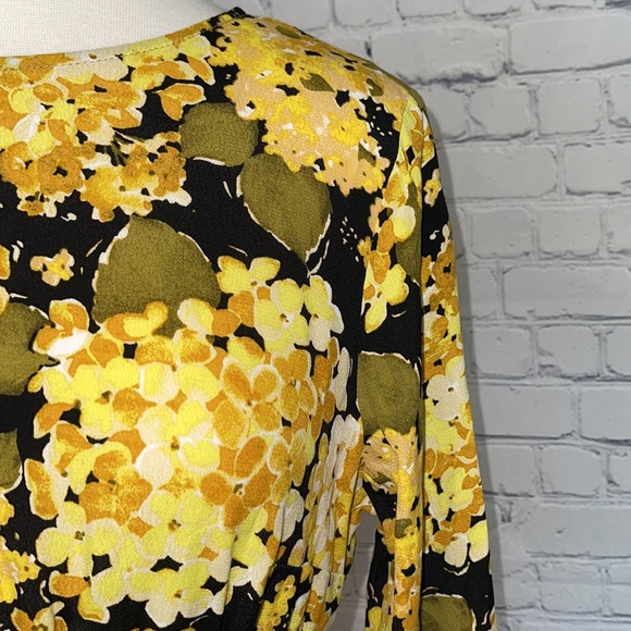 **SOLD** NWT Maternity Midi Dress - Picture 2 of 7